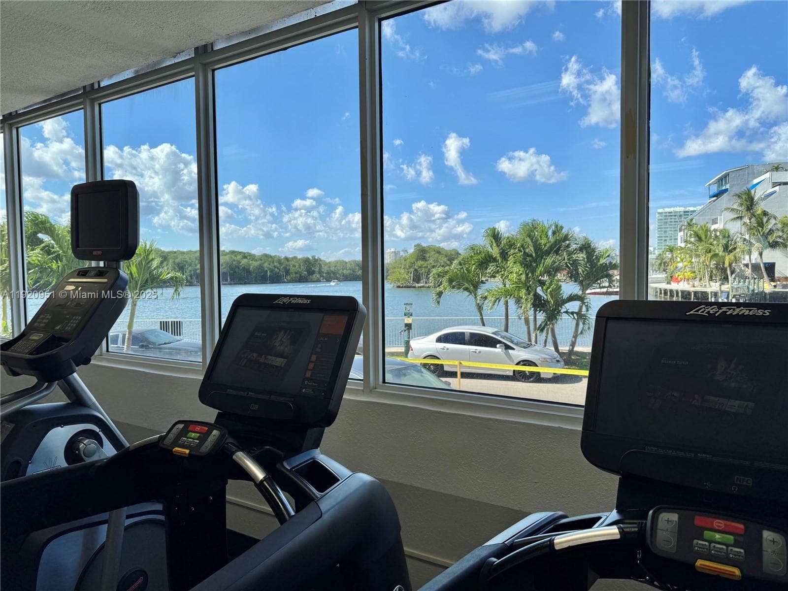 400 Kings Point Dr # 411, Sunny Isles Beach FL 33160 — 24