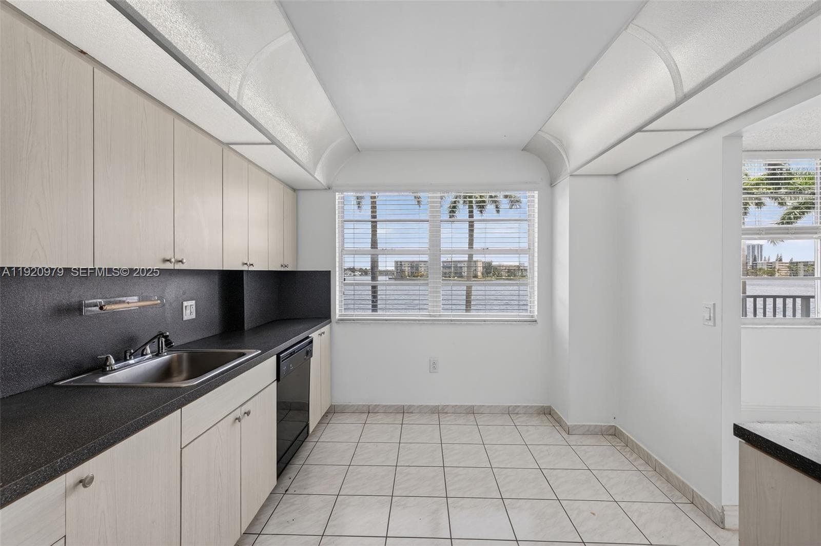 2851 NE 183rd St # 216E, Aventura FL 33160 — 12