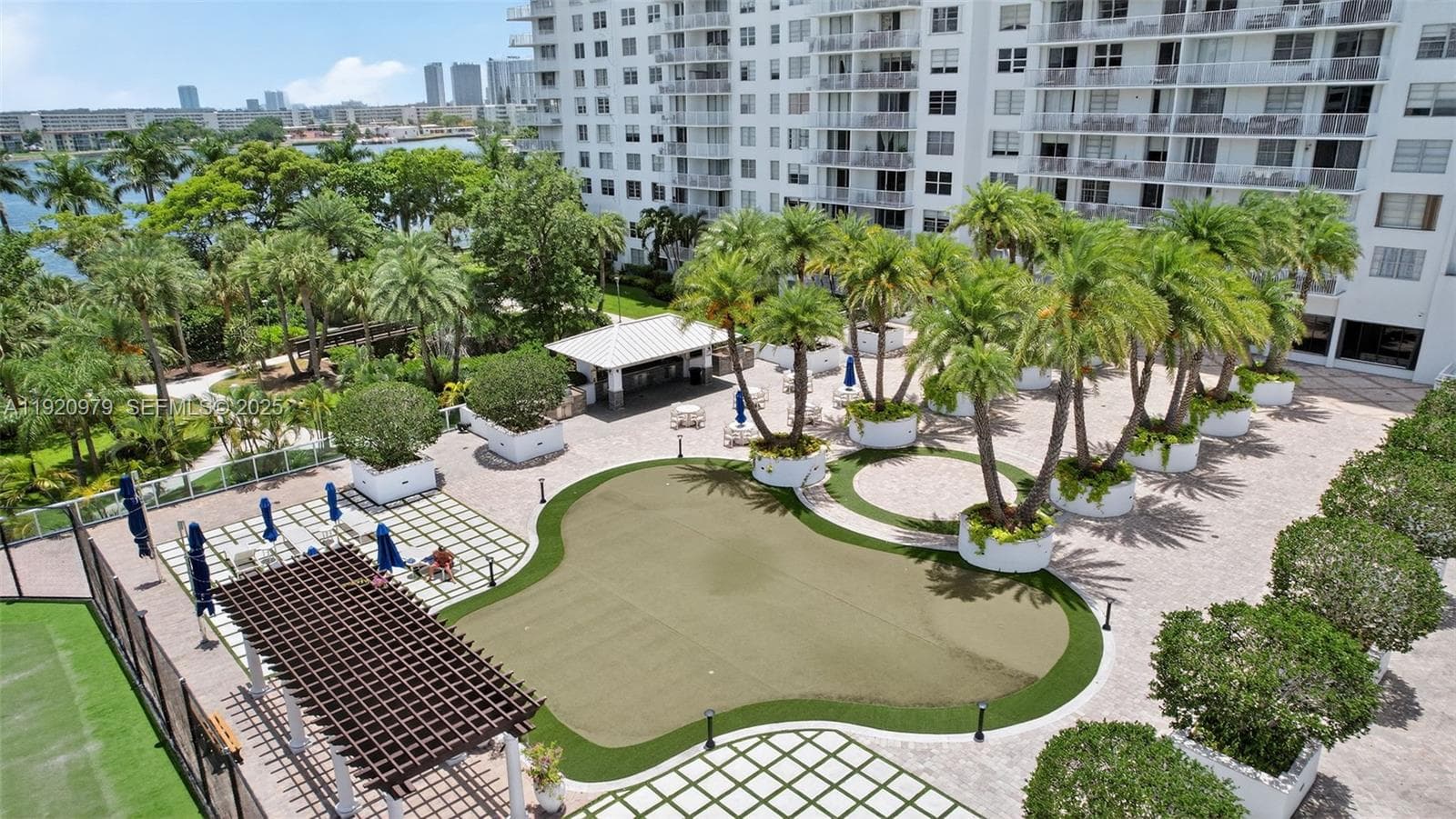 2851 NE 183rd St # 216E, Aventura FL 33160 — 26