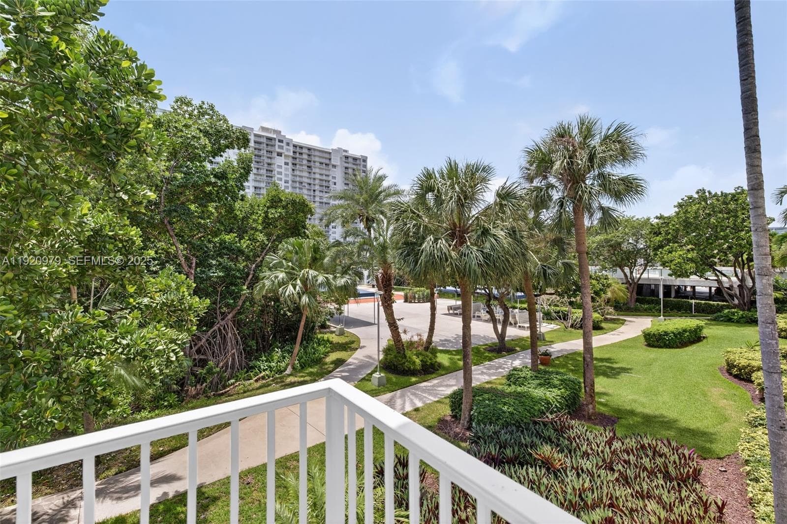 2851 NE 183rd St # 216E, Aventura FL 33160 — 4