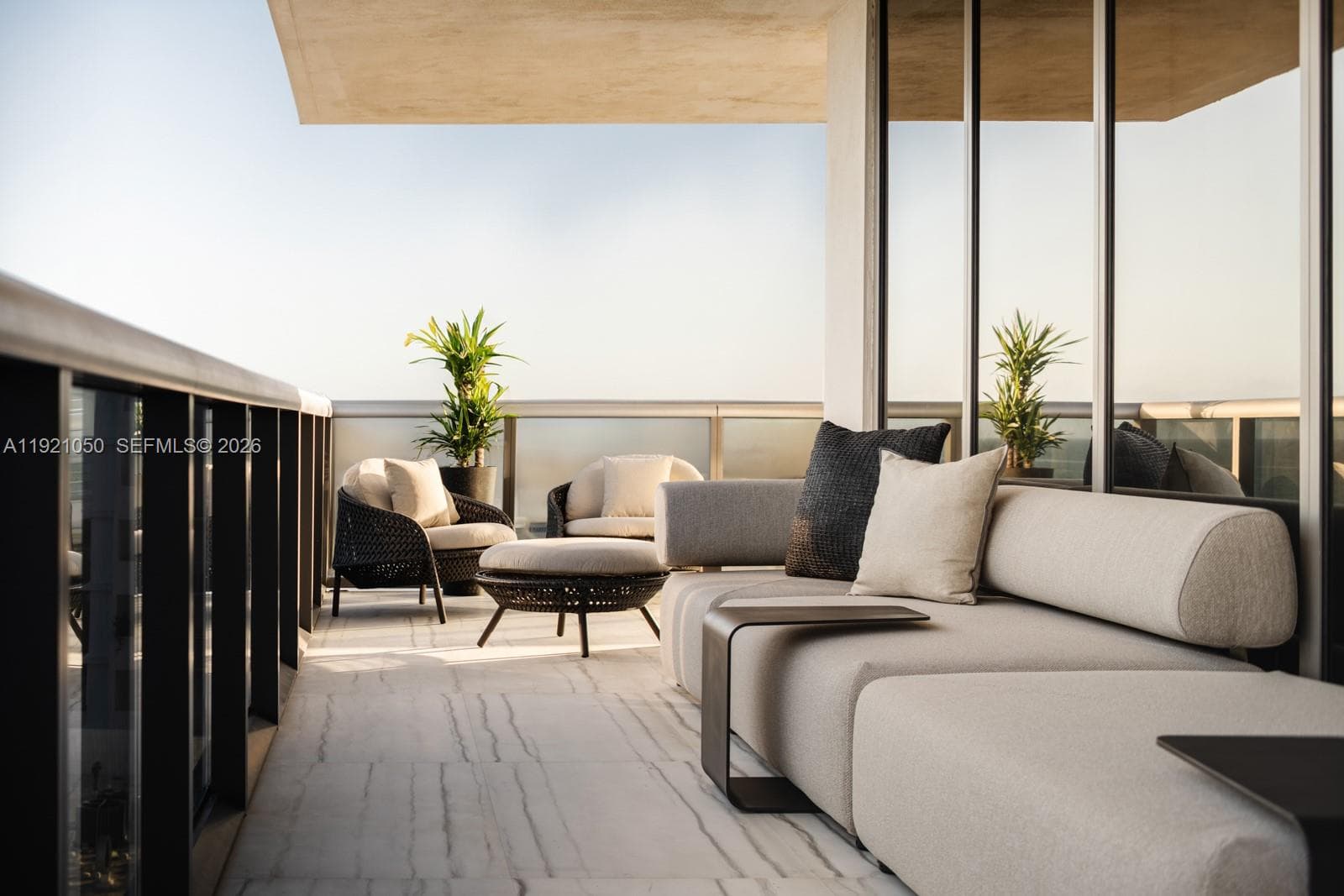 5875 Collins Ave # 902, Miami Beach FL 33140 — 21