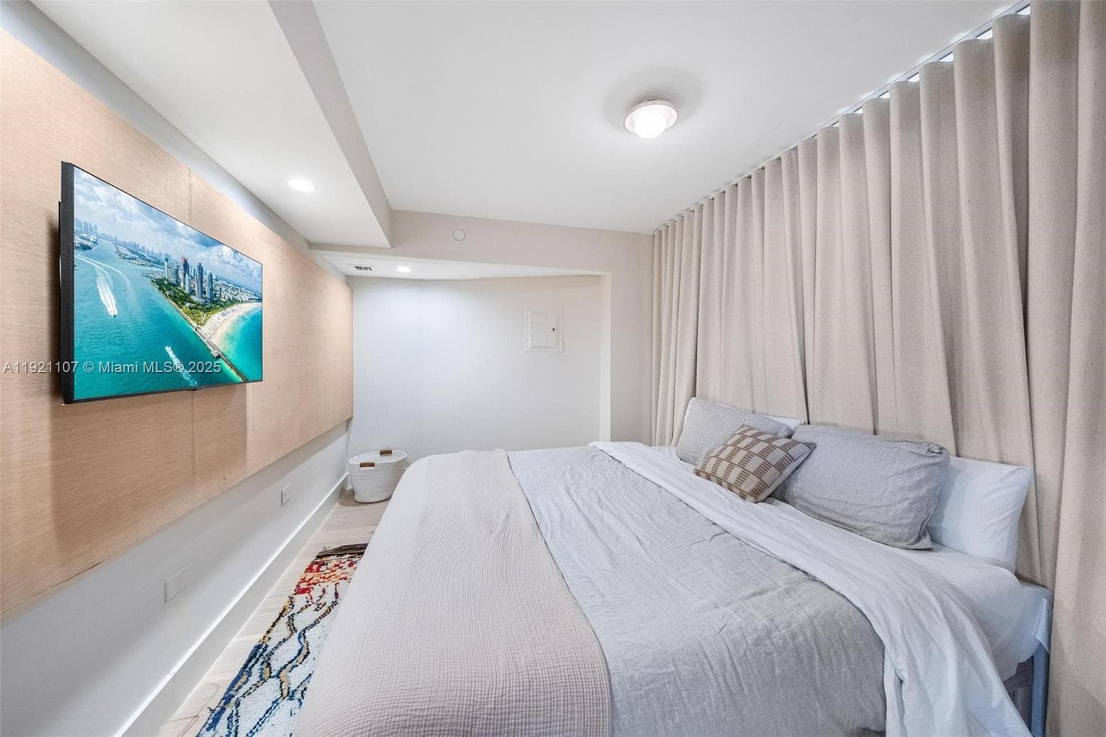 1881 Washington Ave # 14F, Miami Beach FL 33139 — 7