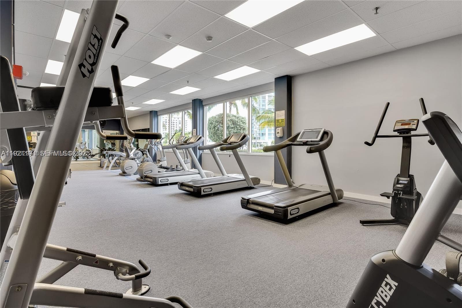 20 E Island Ave # 1415, Miami Beach FL 33139 — 23