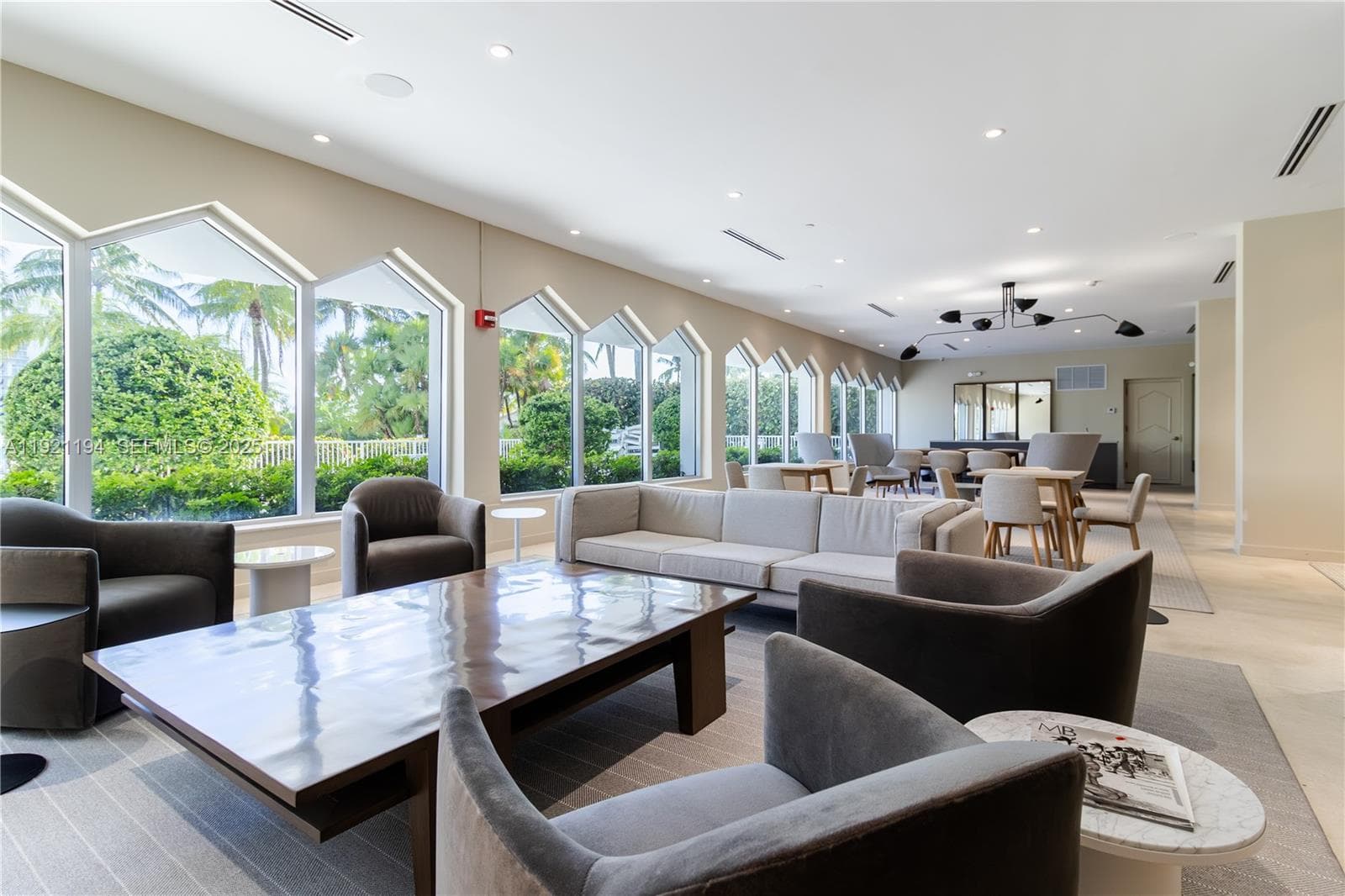 20 E Island Ave # 1415, Miami Beach FL 33139 — 27
