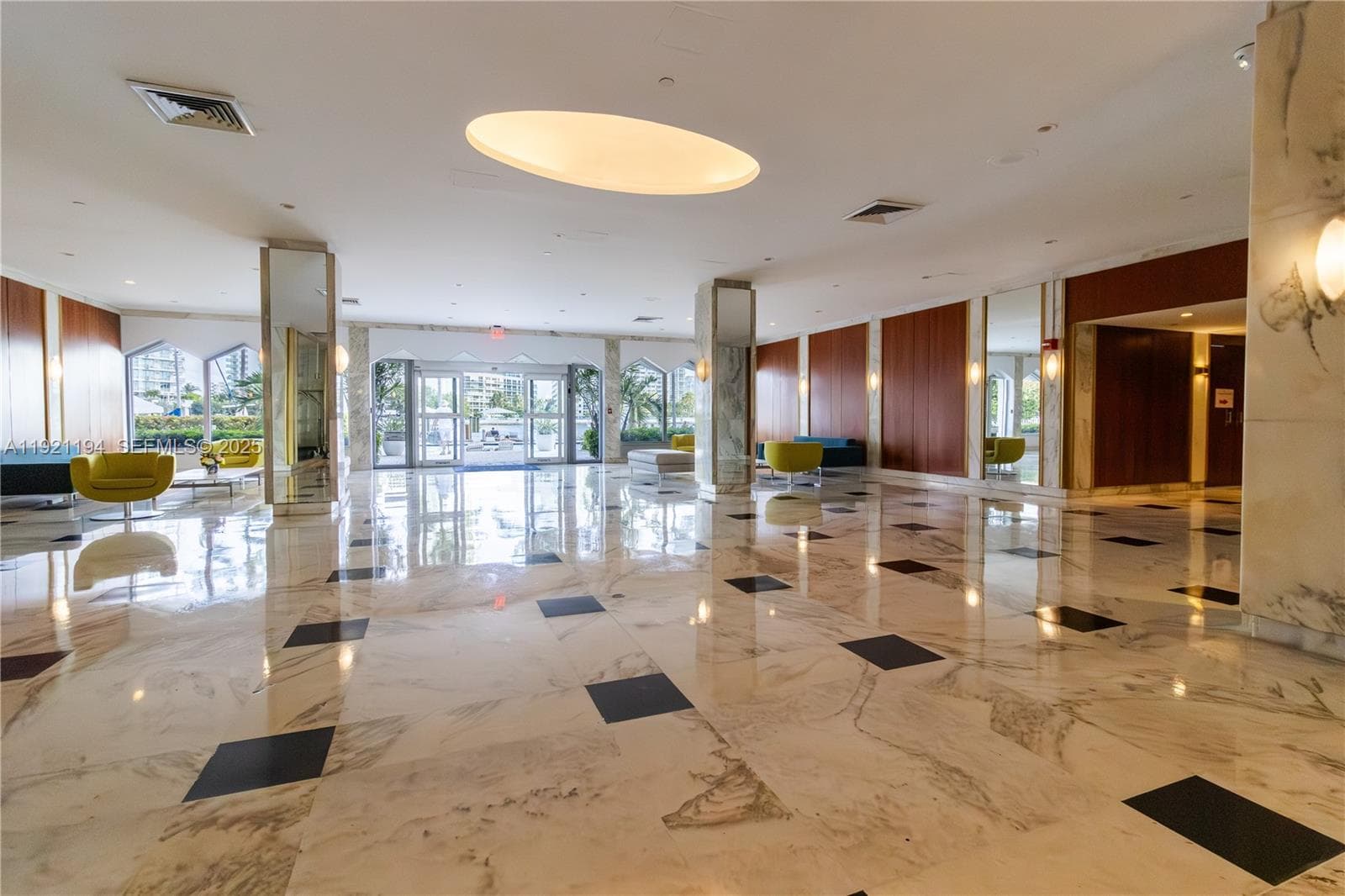 20 E Island Ave # 1415, Miami Beach FL 33139 — 7