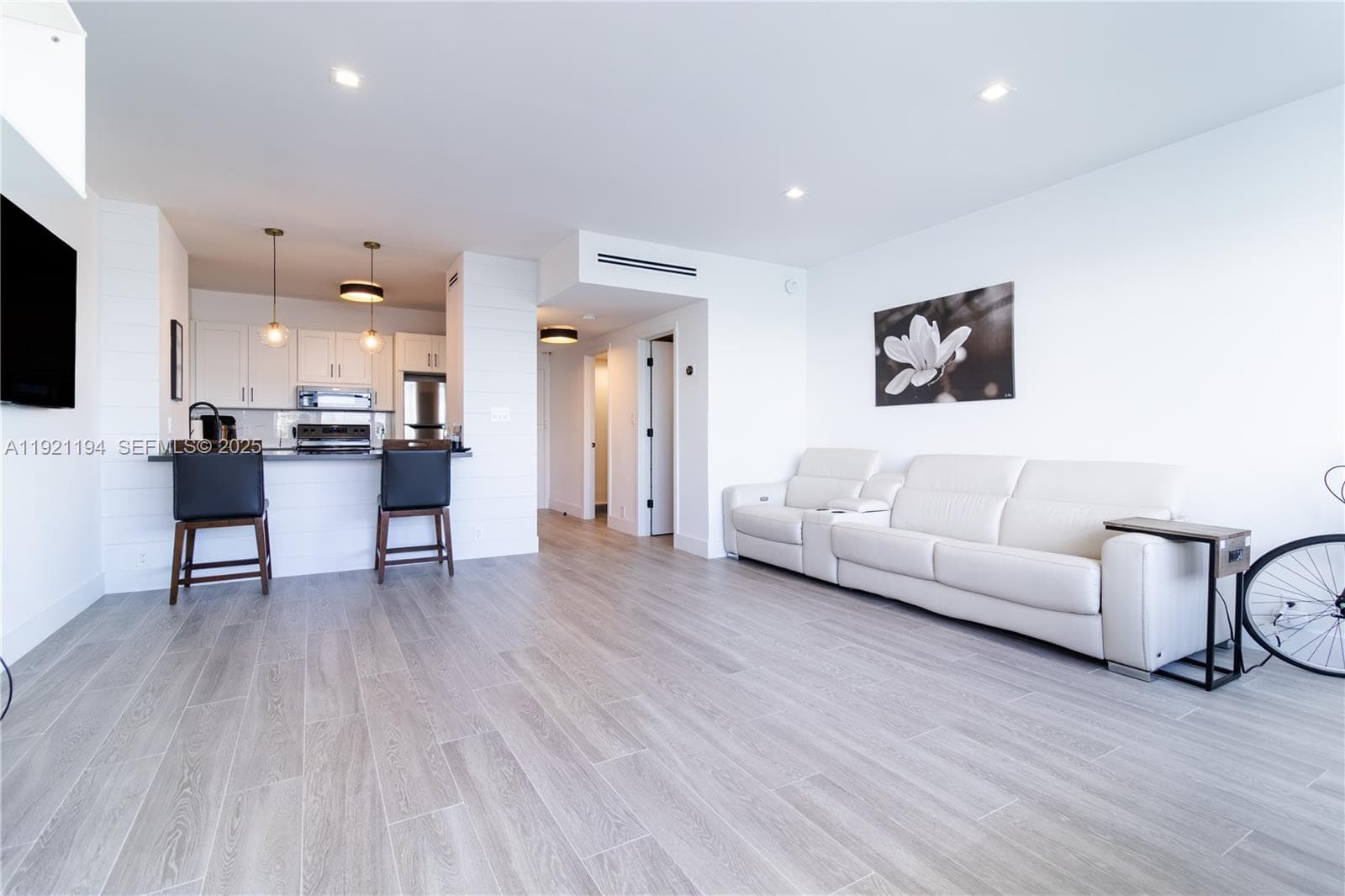 20 E Island Ave # 1415, Miami Beach FL 33139 — 15