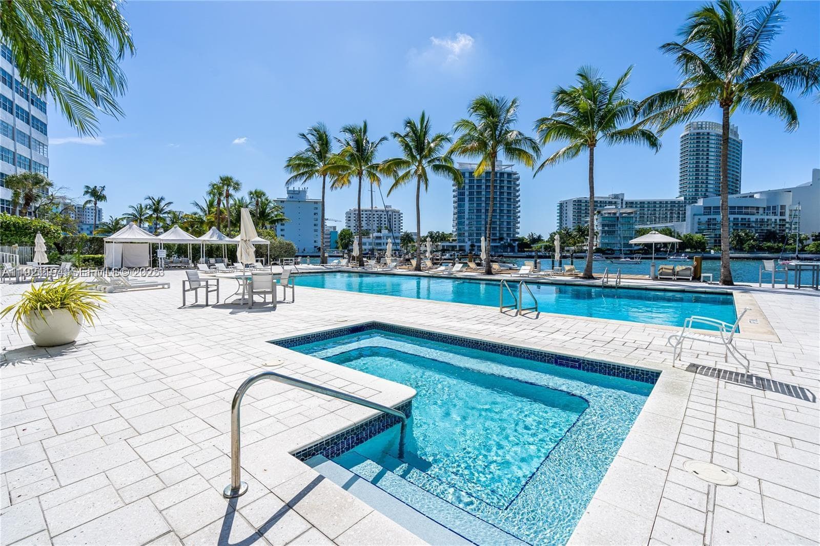 20 E Island Ave # 1415, Miami Beach FL 33139 — 31