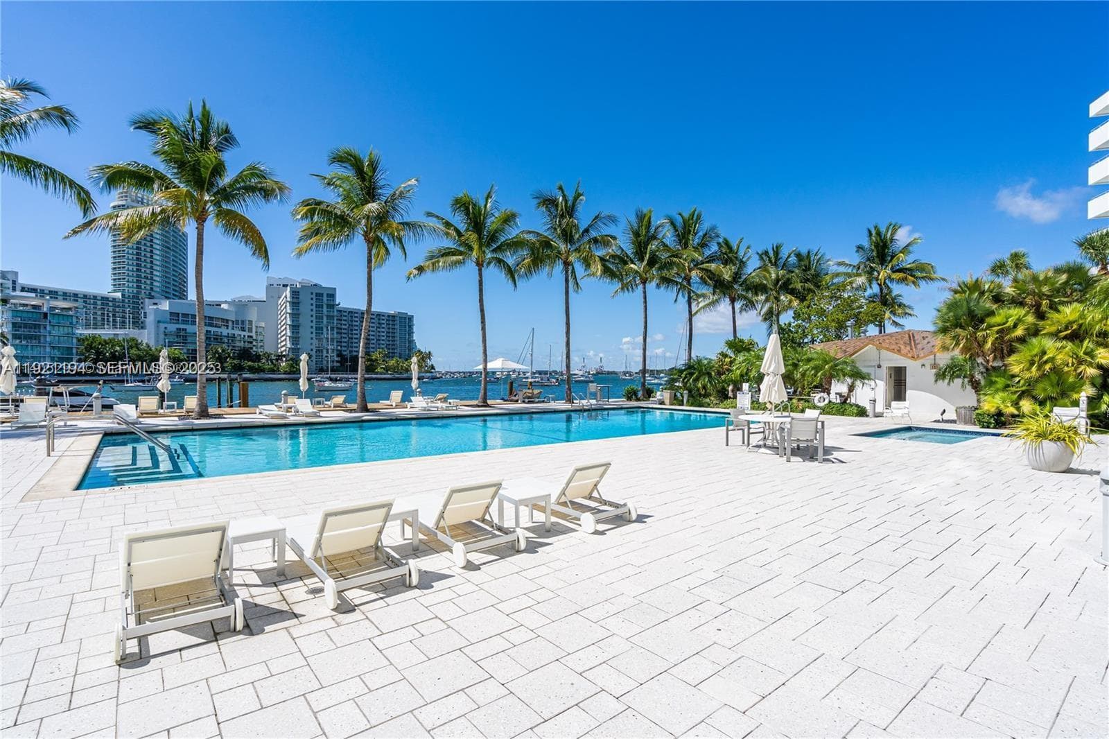 20 E Island Ave # 1415, Miami Beach FL 33139 — 29