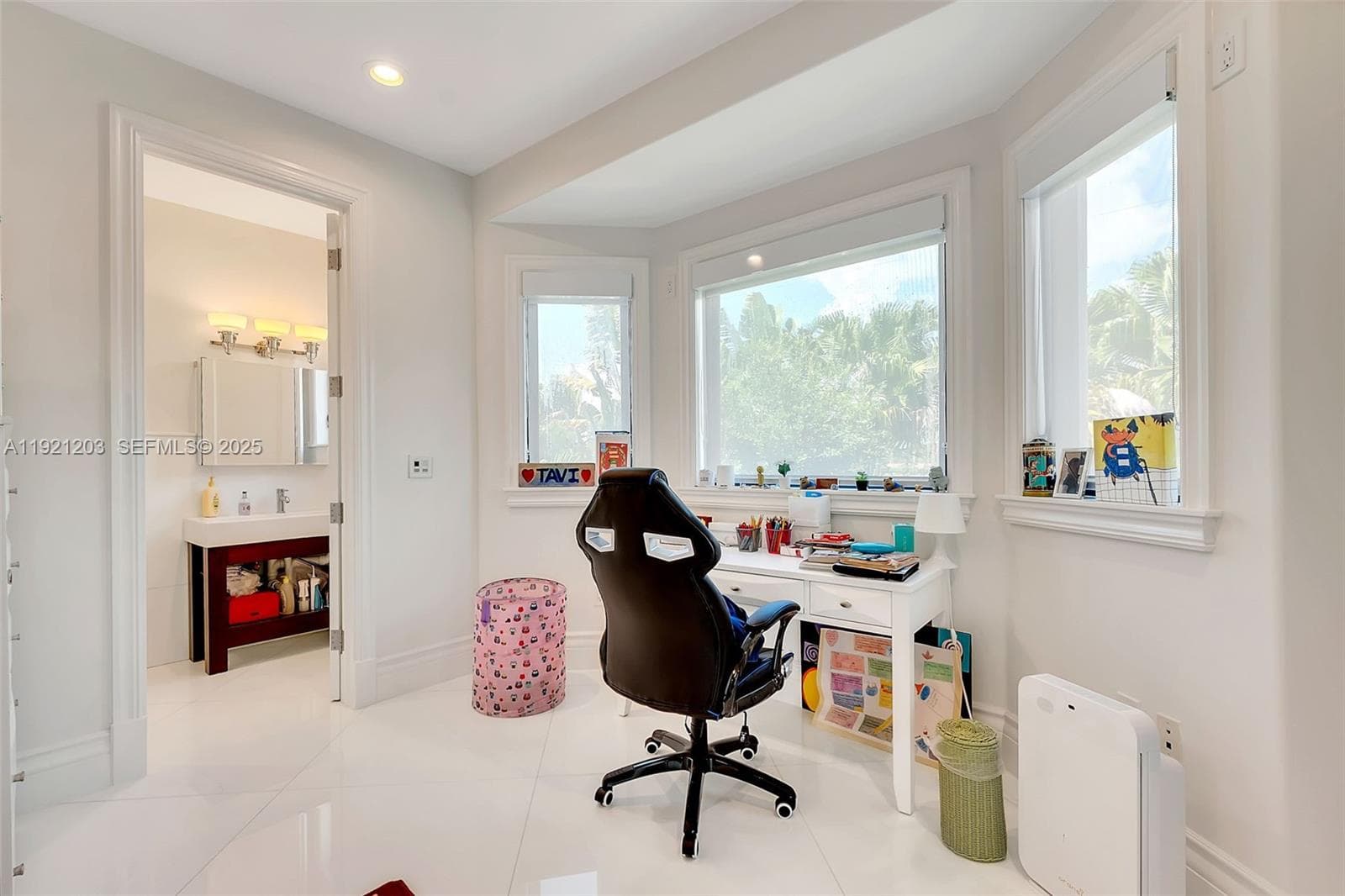 7400 SW 72nd Ct, Miami FL 33143 — 42