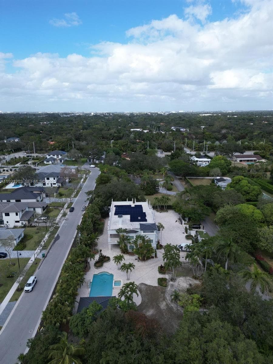 7400 SW 72nd Ct, Miami FL 33143 — 12