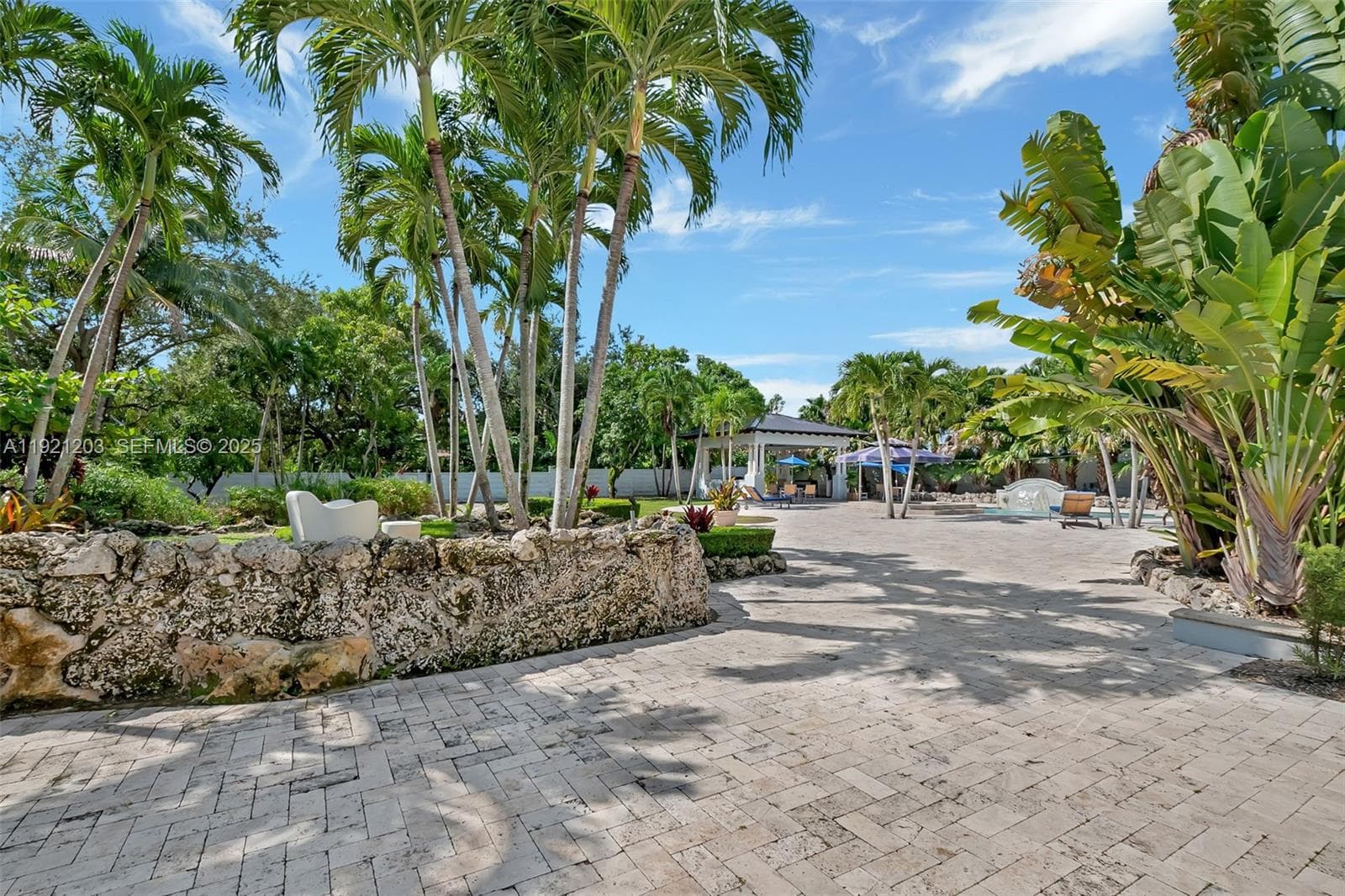 7400 SW 72nd Ct, Miami FL 33143 — 65