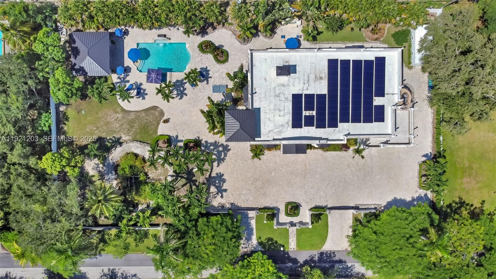 7400 SW 72nd Ct, Miami FL 33143 — 10