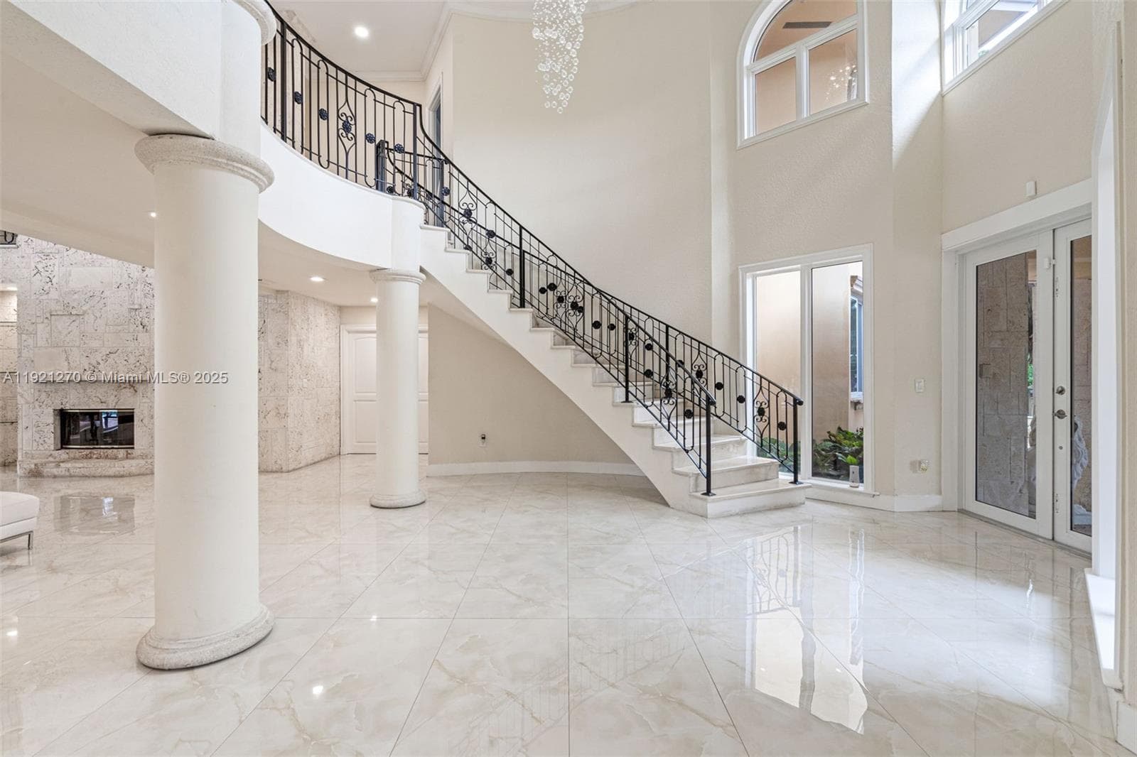 7225 Gleneagle Dr, Miami Lakes FL 33014 — 6