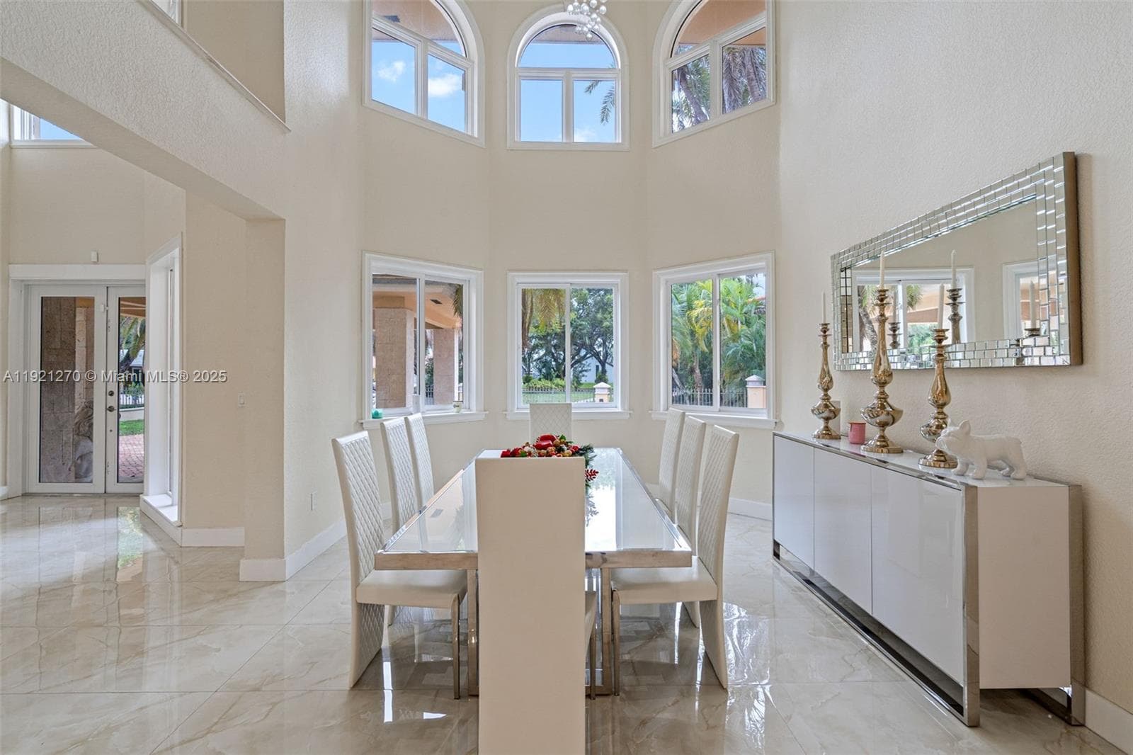 7225 Gleneagle Dr, Miami Lakes FL 33014 — 11