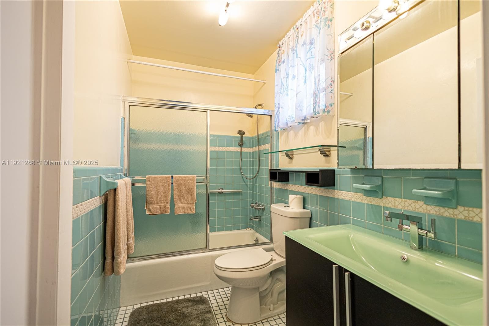 16790 NE 14th Ave # 215, Miami FL 33162 — 7