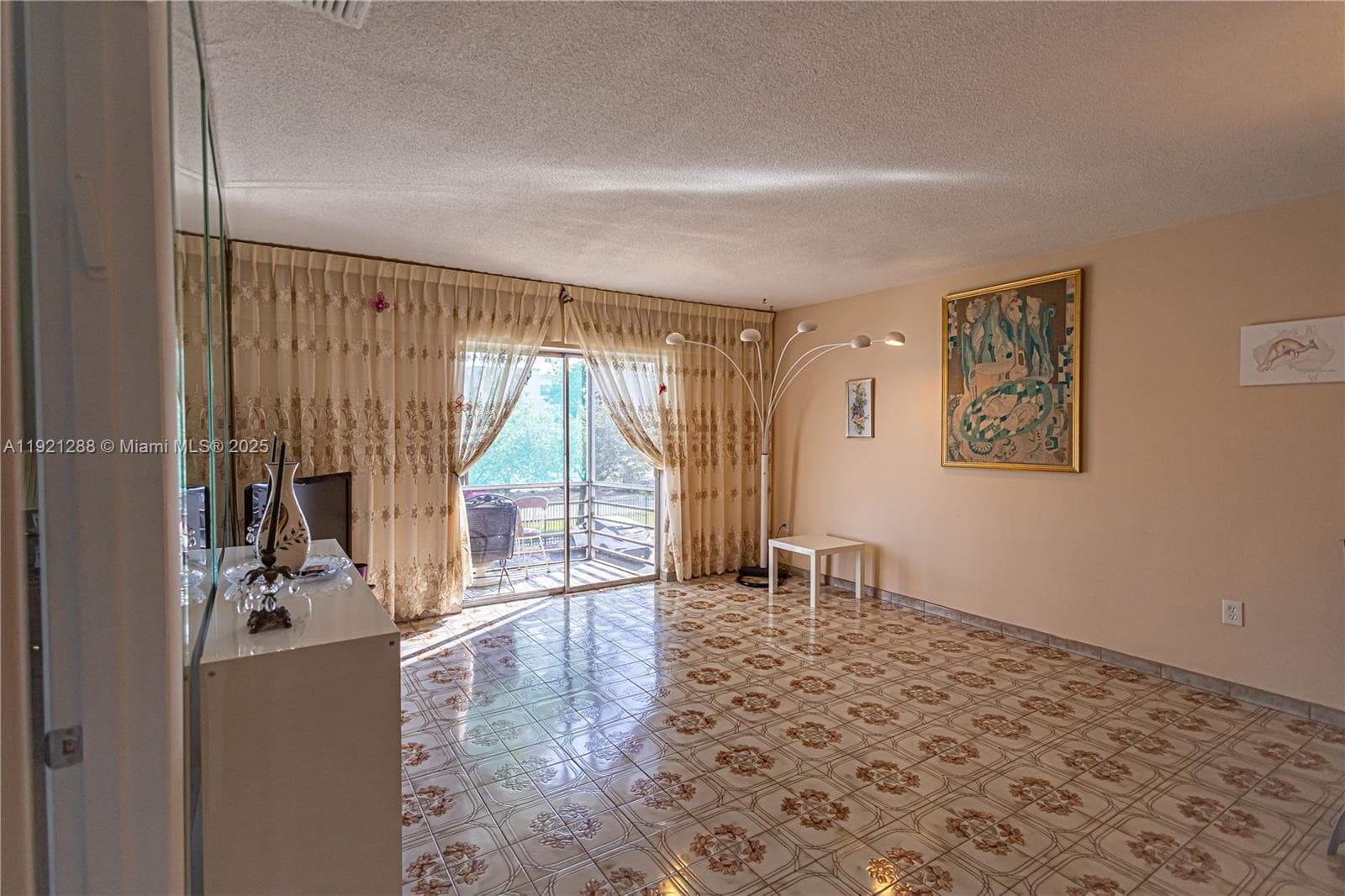 16790 NE 14th Ave # 215, Miami FL 33162 — 3