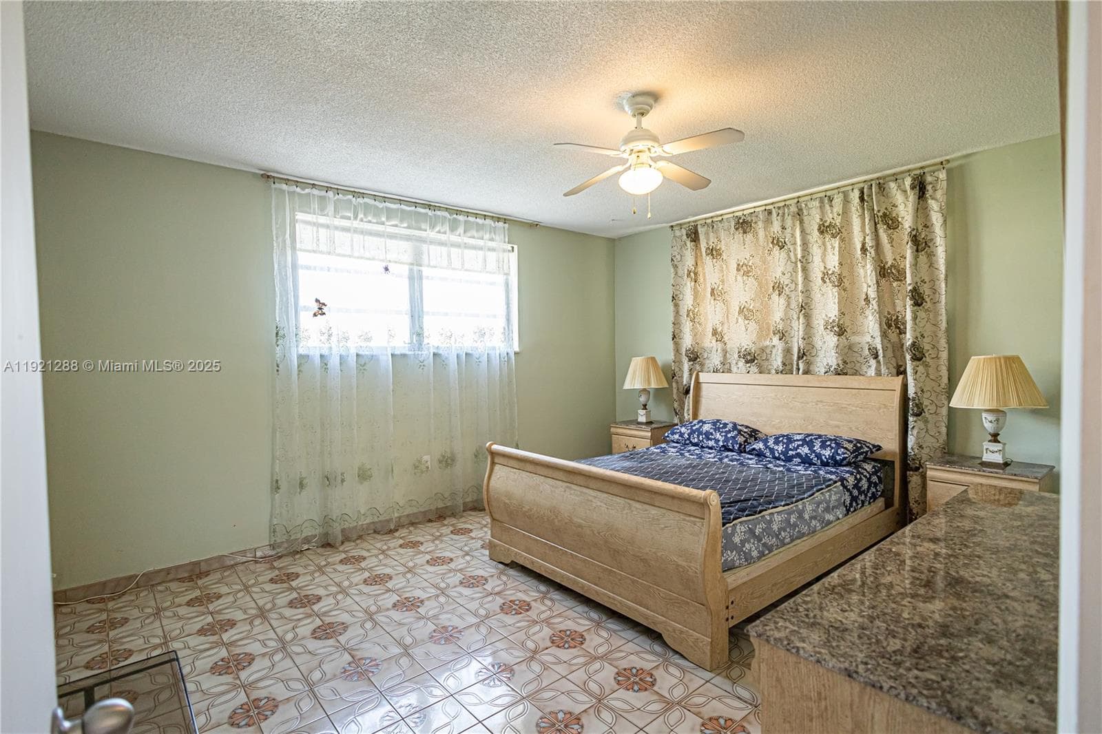 16790 NE 14th Ave # 215, Miami FL 33162 — 5