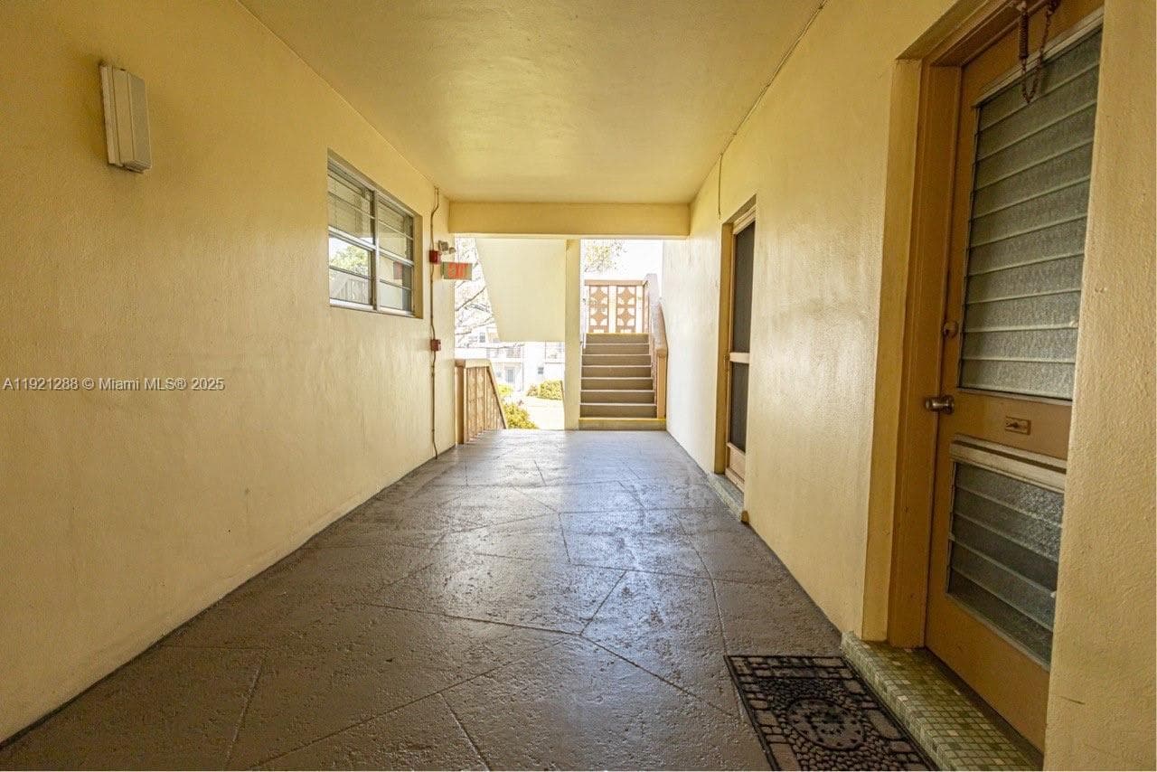 16790 NE 14th Ave # 215, Miami FL 33162 — 25