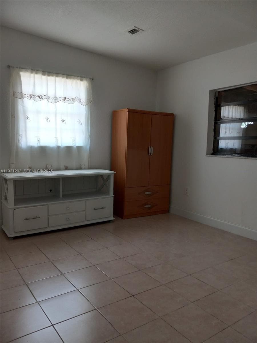 3041 NW 95th Ter, Miami FL 33147 — 12