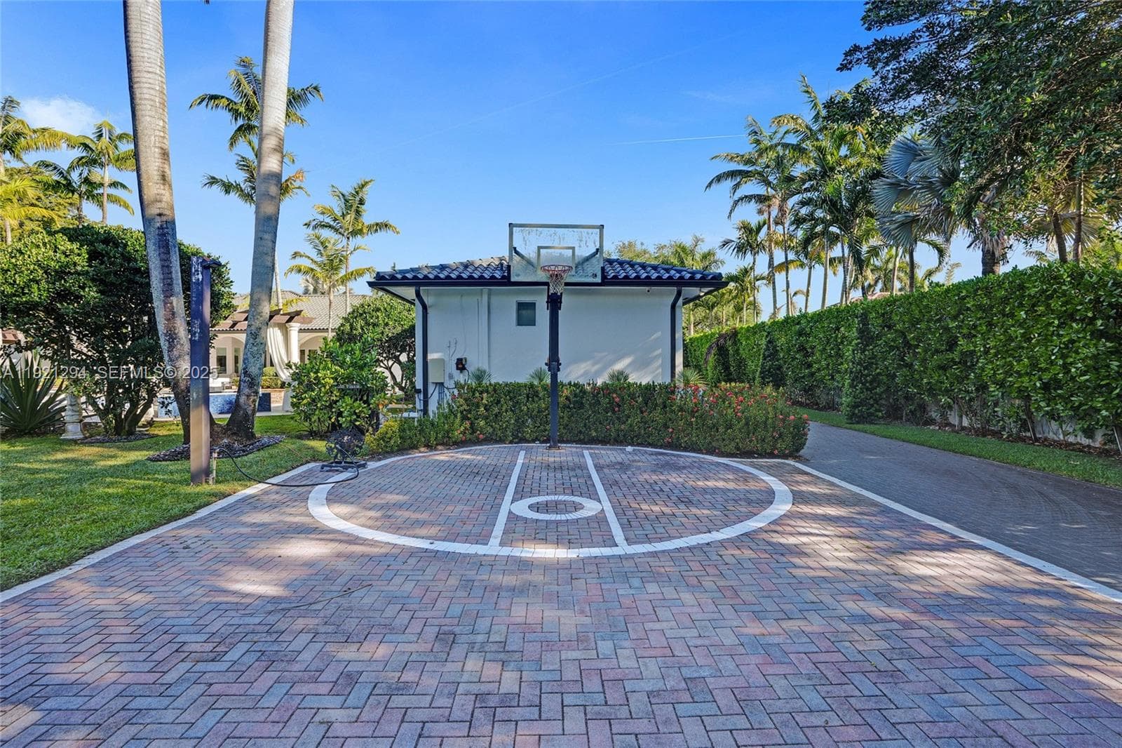 10400 SW 62nd St, Miami FL 33173 — 30