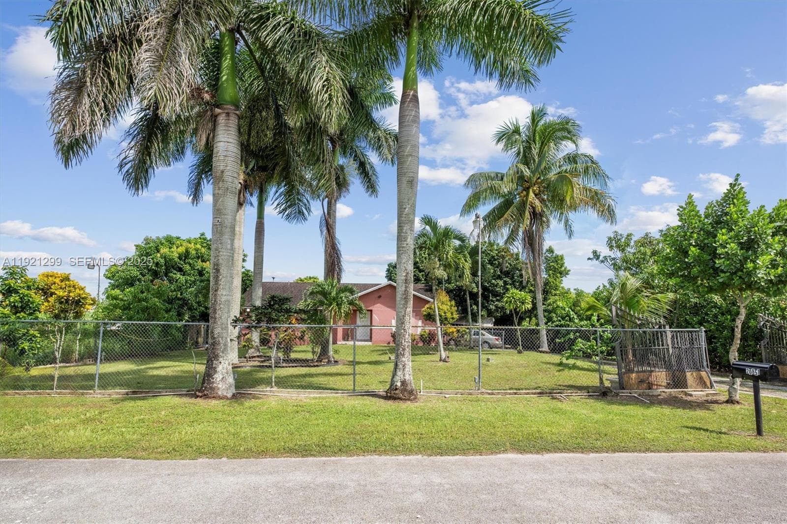 20851 SW 242nd St, Homestead FL 33031 — 2