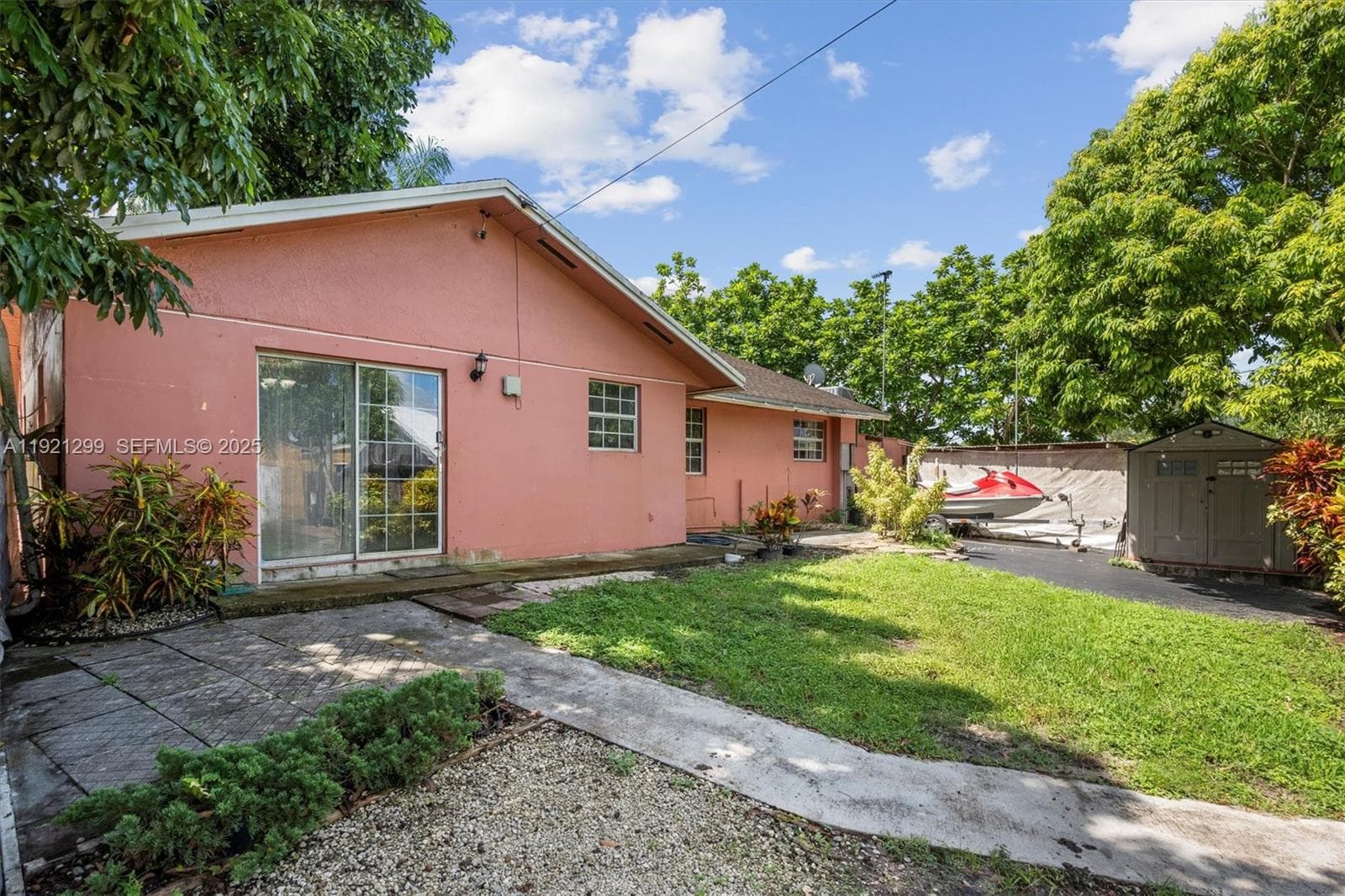 20851 SW 242nd St, Homestead FL 33031 — 25