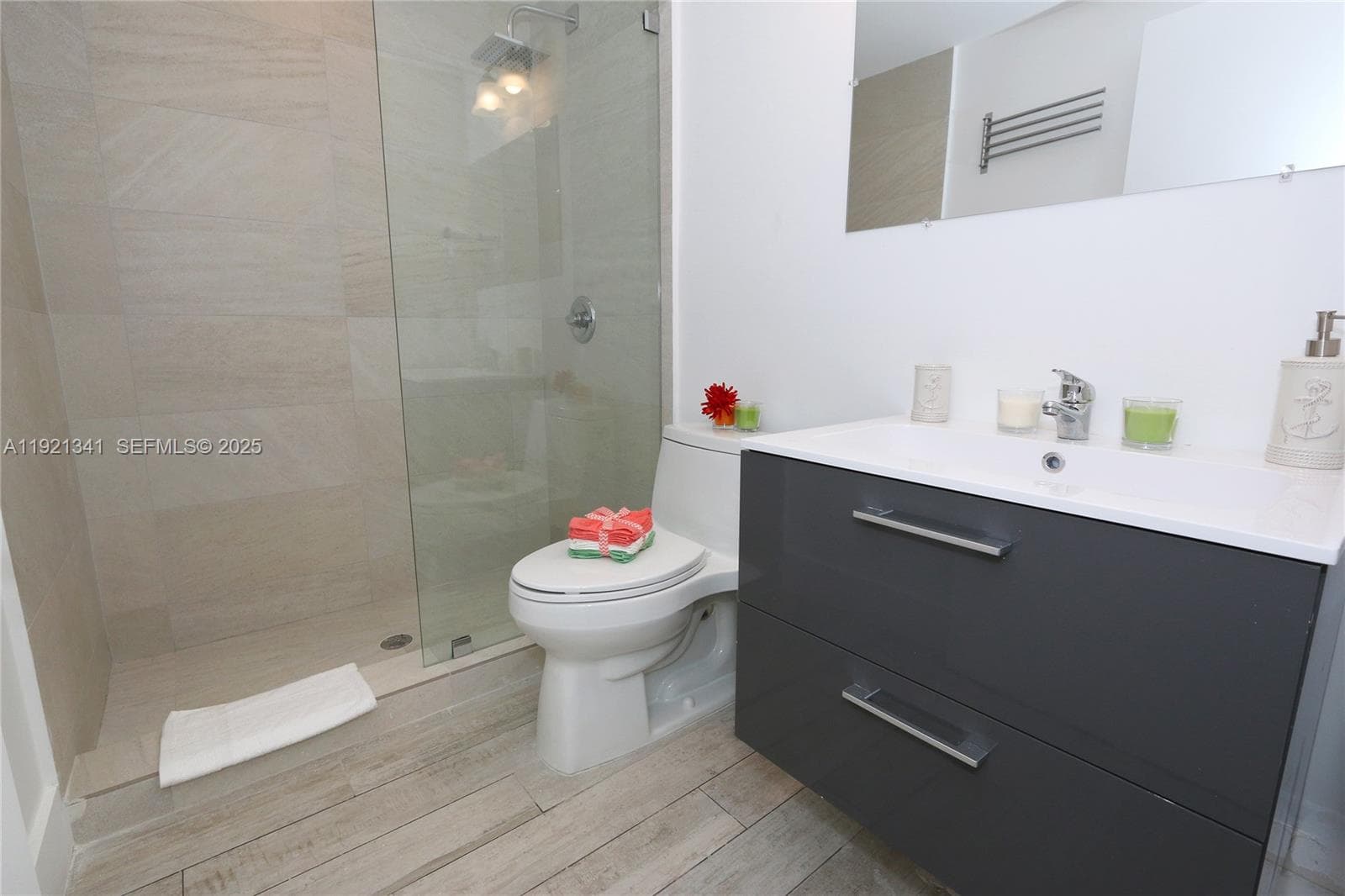 811 Jefferson Ave # 105, Miami Beach FL 33139 — 9