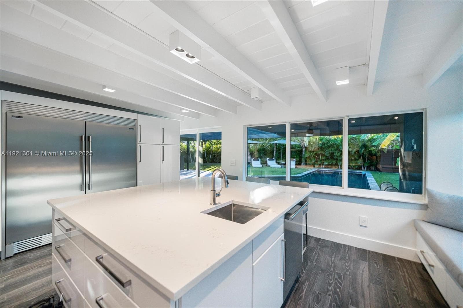 10618 NE 11th ct, Miami Shores FL 33138 — 18