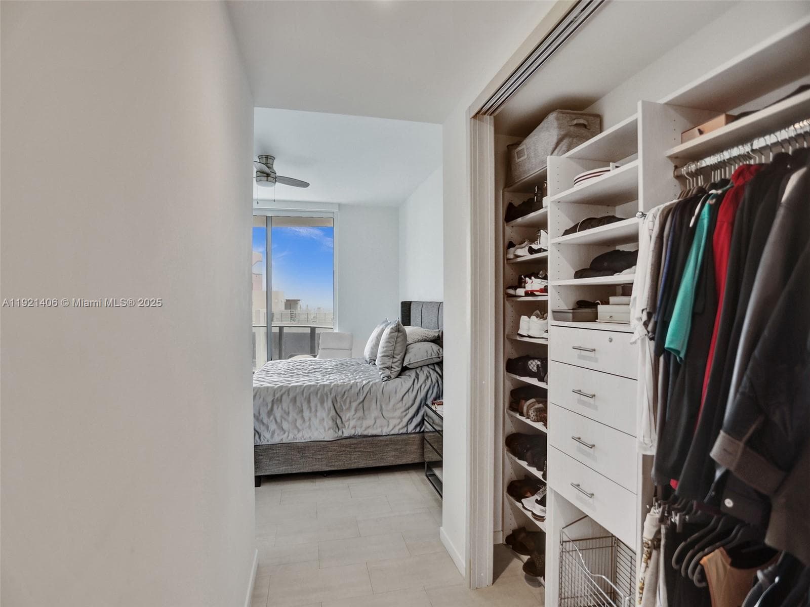 1000 Brickell Plz, Miami FL 33131 — 11