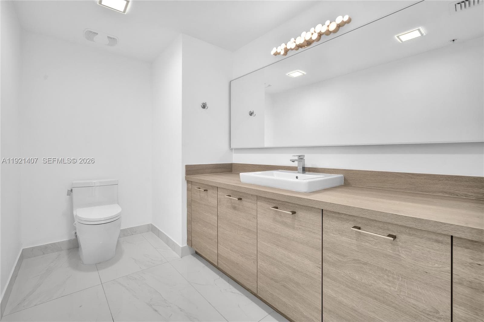 400 Sunny Isles Blvd # 1519, Sunny Isles Beach FL 33160 — 47