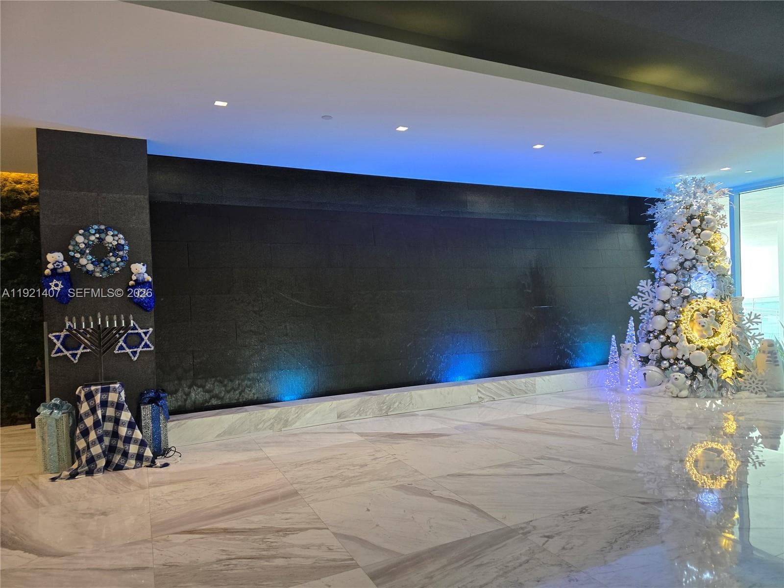 400 Sunny Isles Blvd # 1519, Sunny Isles Beach FL 33160 — 71