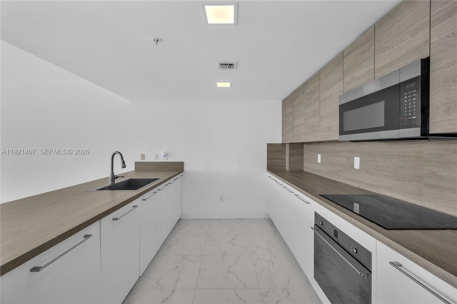 400 Sunny Isles Blvd # 1519, Sunny Isles Beach FL 33160 — 37