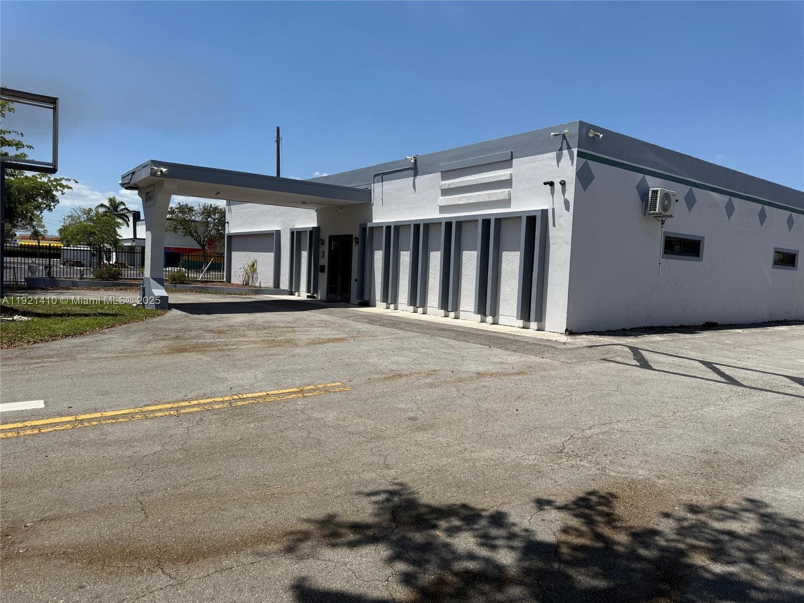 4481 NW 167th St, Miami Gardens FL 33055 — 2