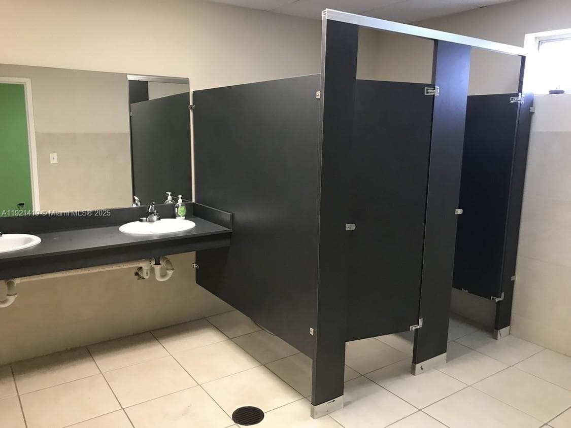 4481 NW 167th St, Miami Gardens FL 33055 — 20