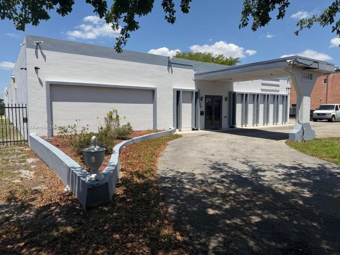 4481 NW 167th St, Miami Gardens FL 33055 — 19