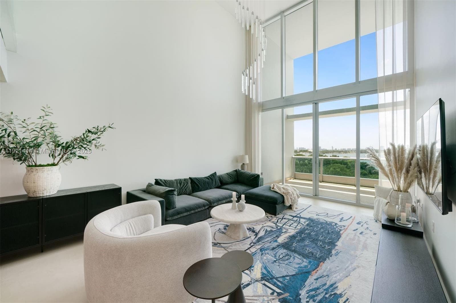 900 Biscayne Blvd # 905, Miami FL 33132 — 5