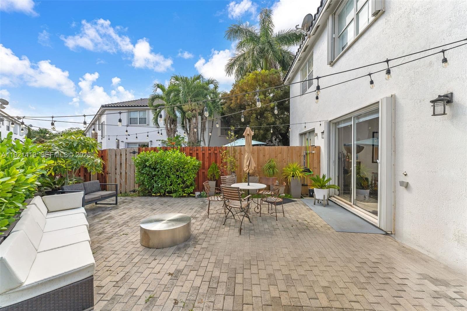 5610 NW 107th Ave # 1306, Doral FL 33178 — 25