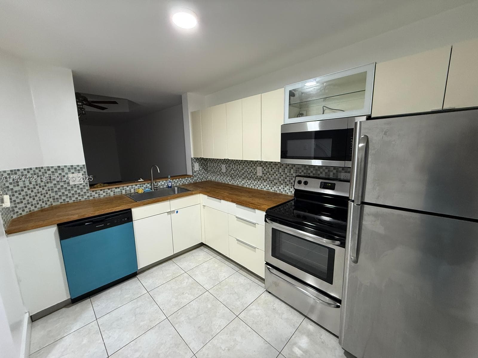14111 SW 121 Place # 4, Miami FL 33186 — 2