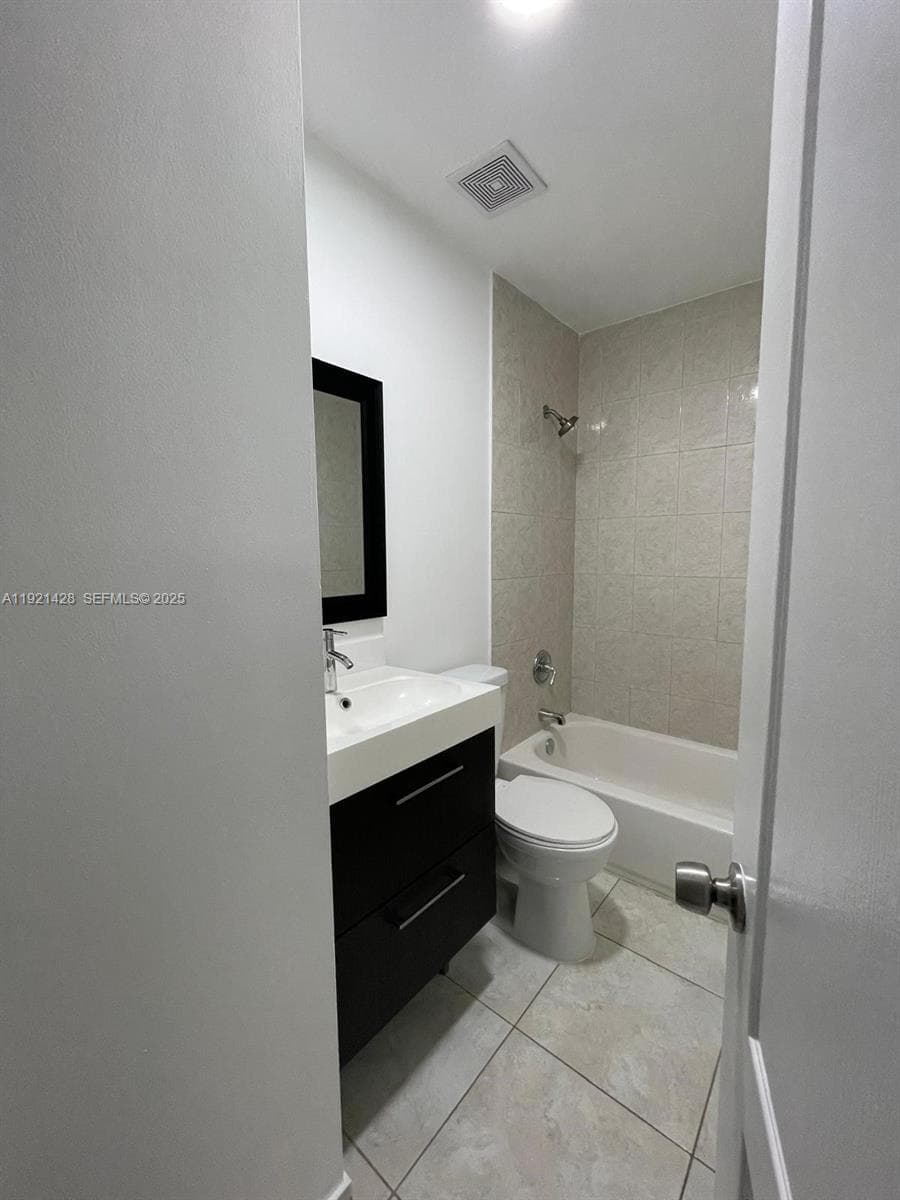 14111 SW 121 Place # 4, Miami FL 33186 — 12