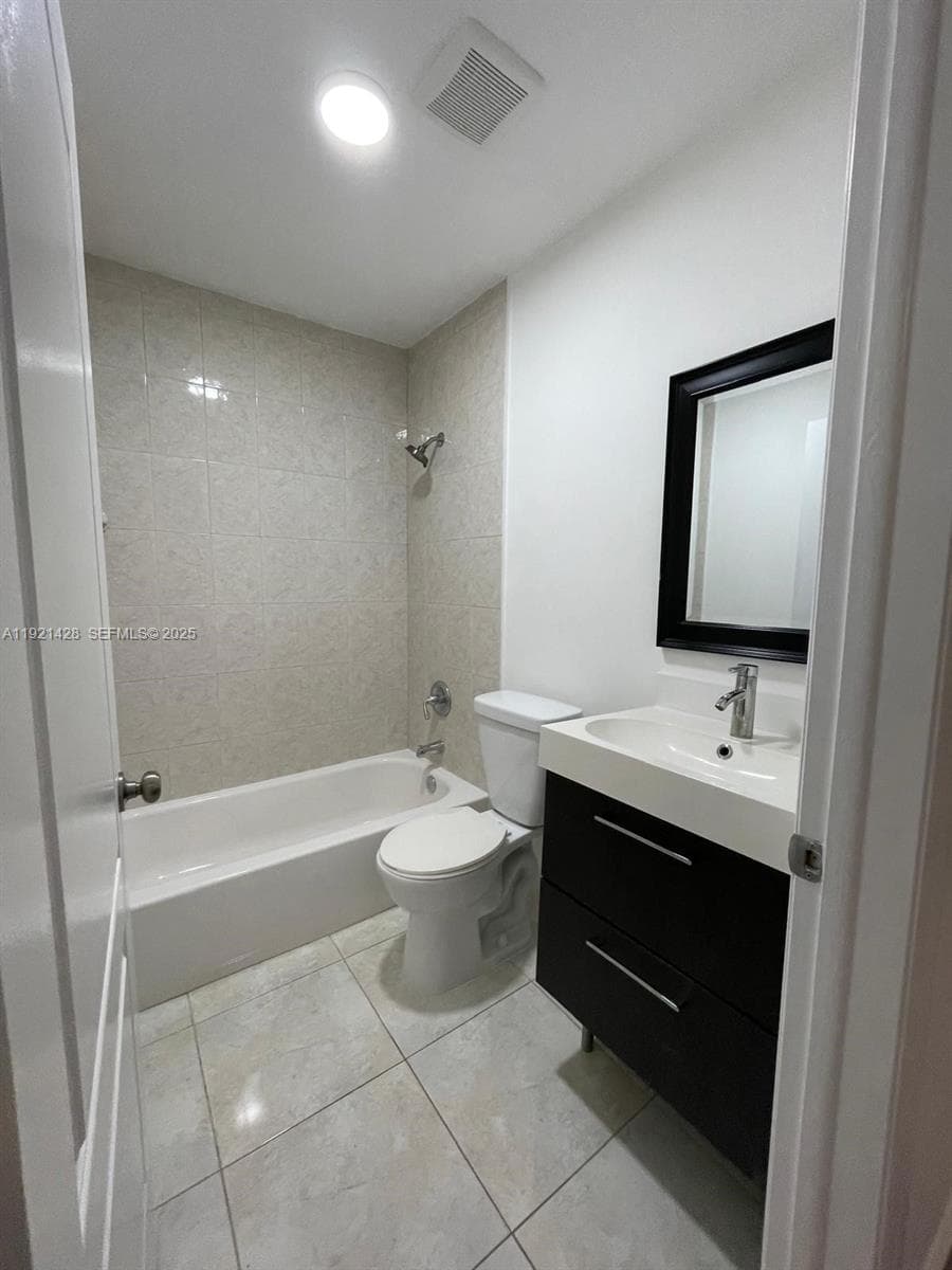 14111 SW 121 Place # 4, Miami FL 33186 — 15