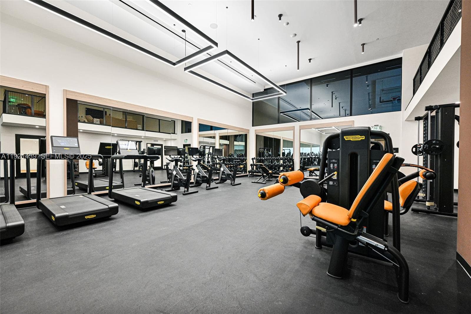 225 N Miami Avenue # 901, Miami FL 33128 — 22