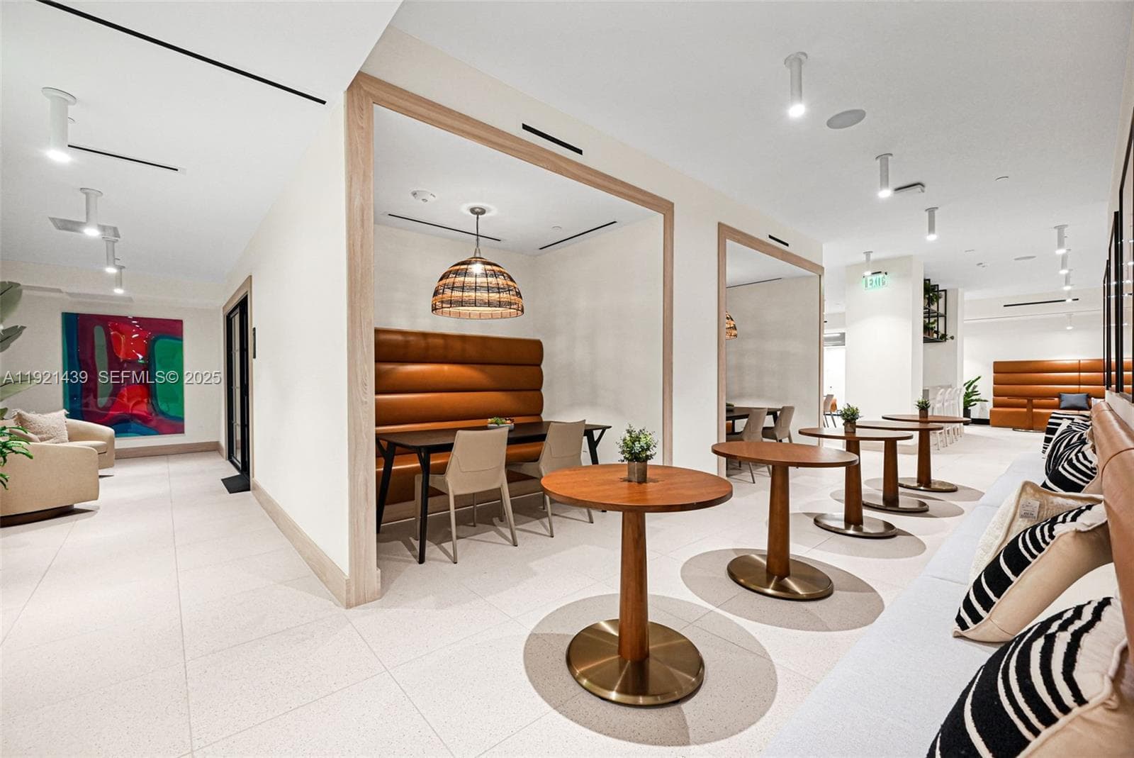 225 N Miami Avenue # 901, Miami FL 33128 — 34