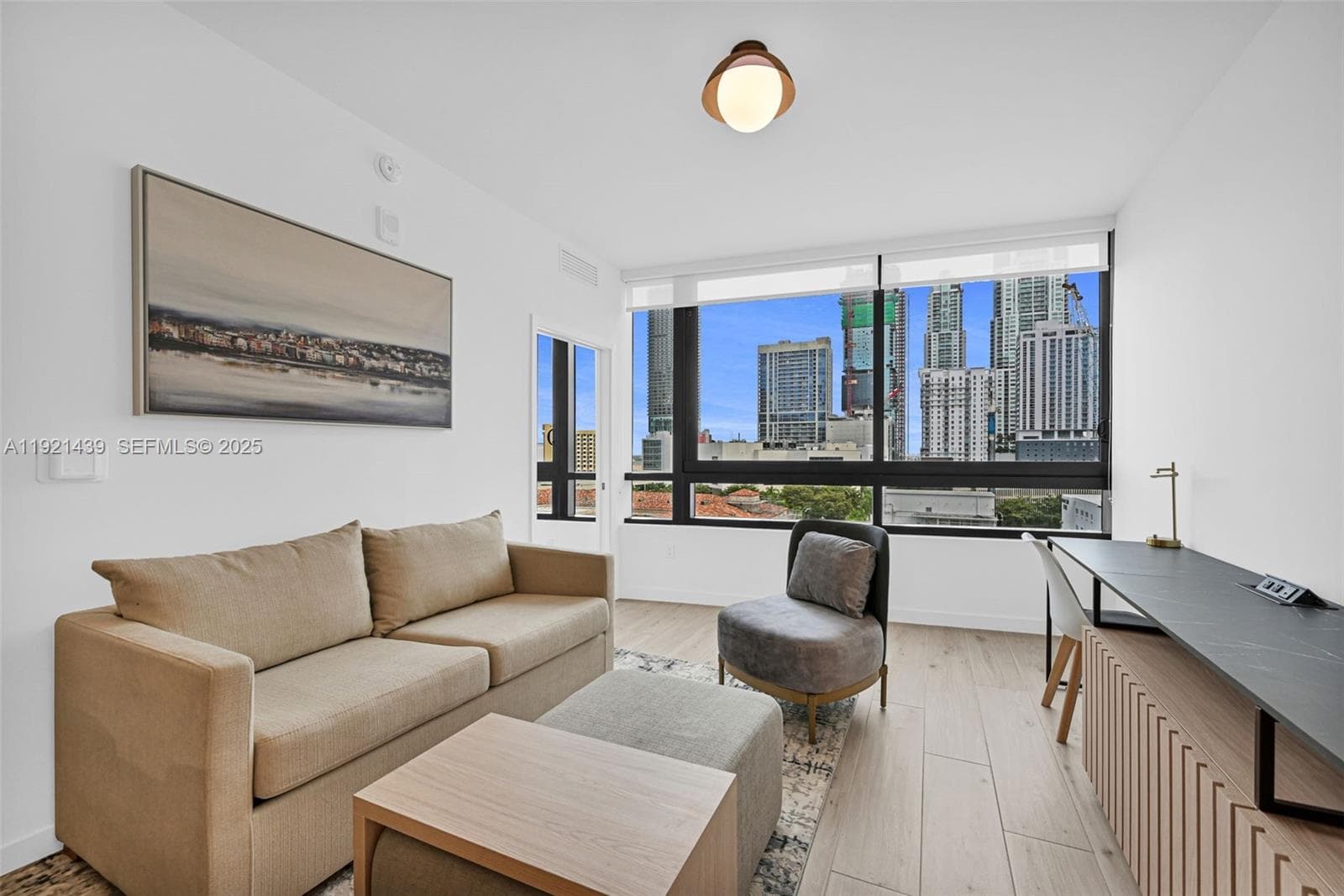 225 N Miami Avenue # 901, Miami FL 33128 — 11