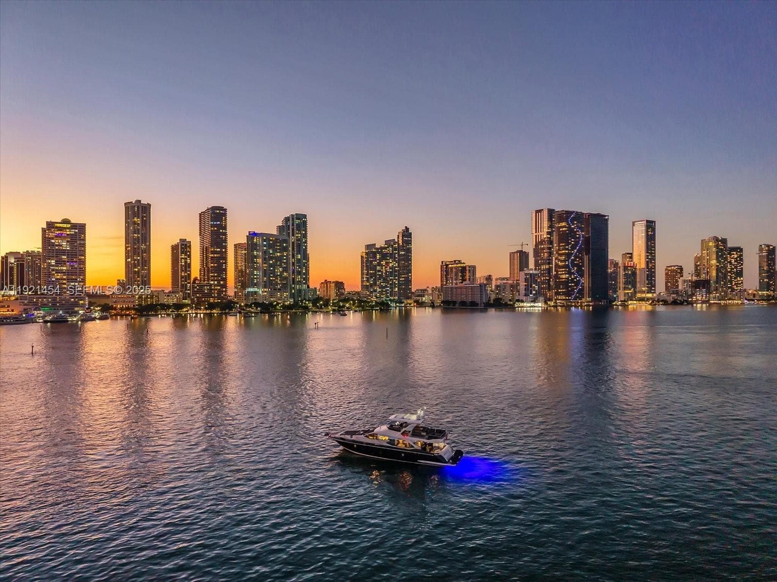 Biscayne Isl, Miami, FL — 3