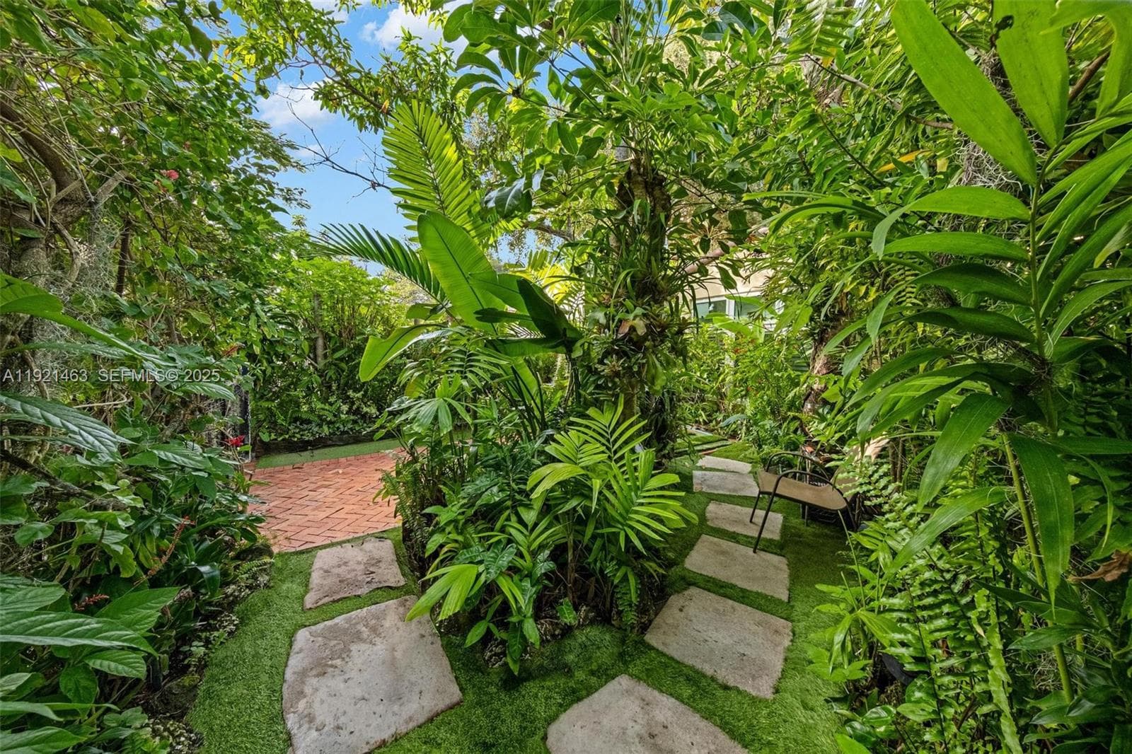 37 NE 44th St, Miami FL 33137 — 24