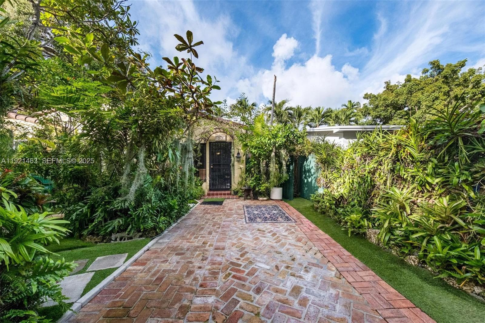 37 NE 44th St, Miami FL 33137 — 14