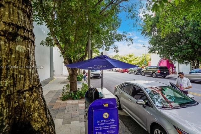 37 NE 44th St, Miami FL 33137 — 55