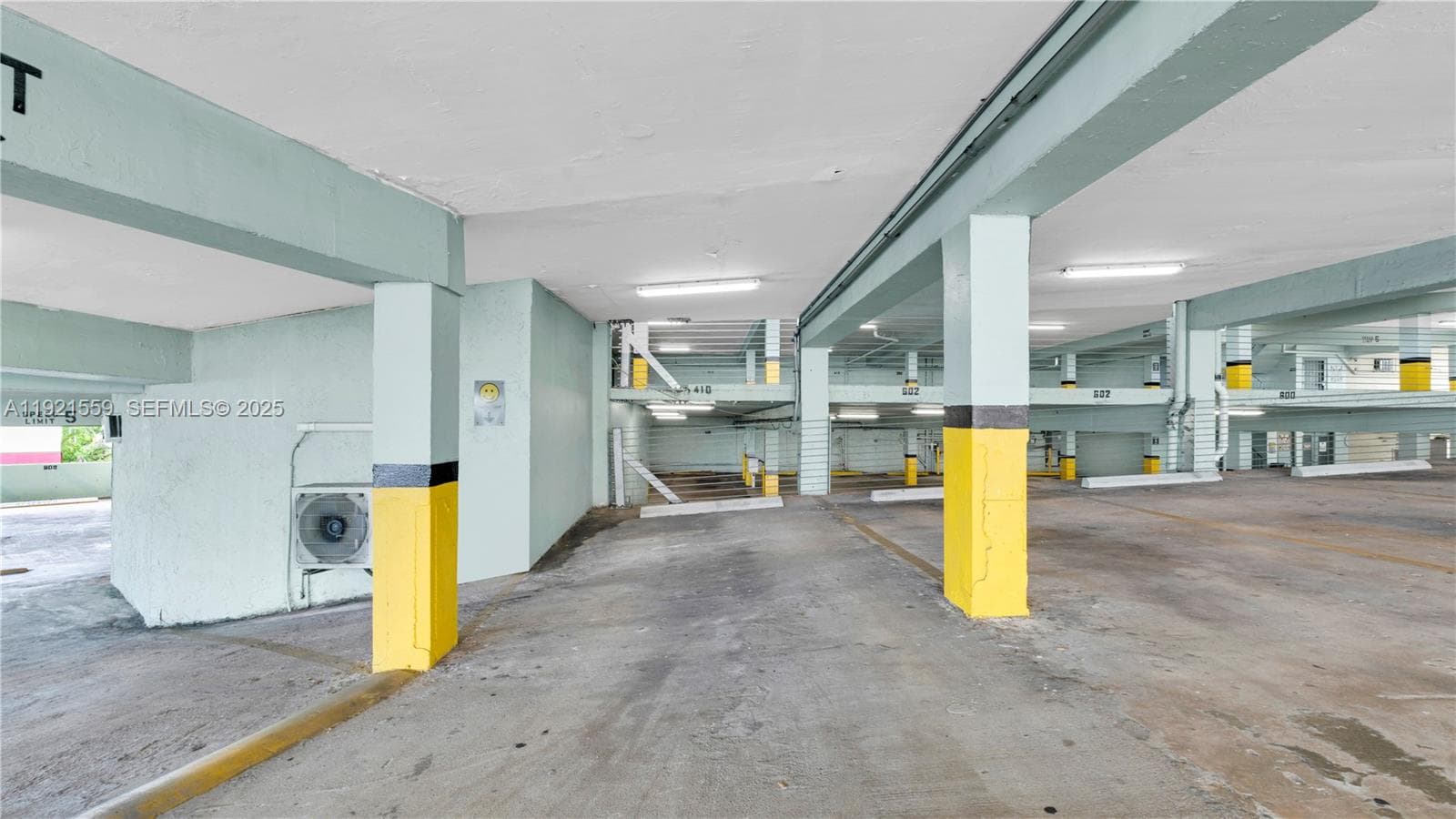 747 Ponce De Leon Blvd # 410, Coral Gables FL 33134 — 26