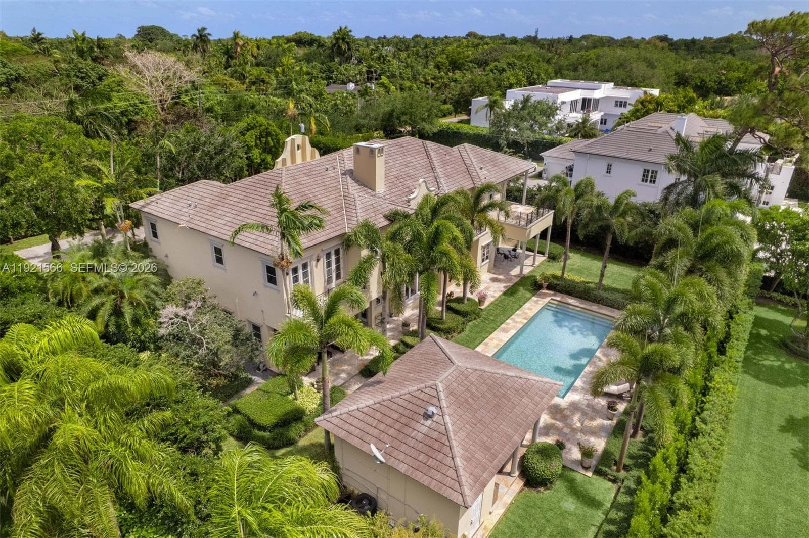 8010 Ponce De Leon Rd, Miami FL 33143 — 1