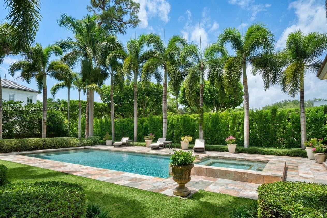 8010 Ponce De Leon Rd, Miami FL 33143 — 28